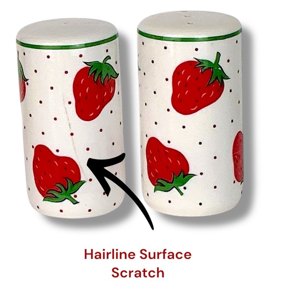 Vintage Strawberry Print Salt and Pepper Shakers Ceramic Set Collectible 1970’s - Picture 10 of 16